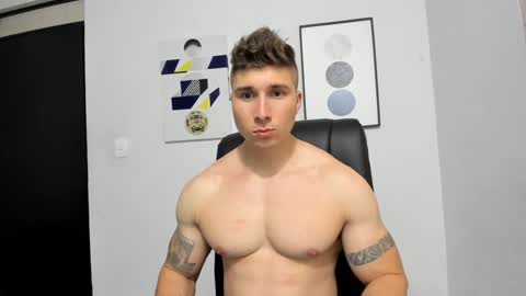 Lyonel online show from March 2025 12:11:01 AM