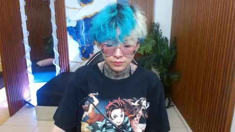 lyra_tay online show from April 2026 07:03:02 PM