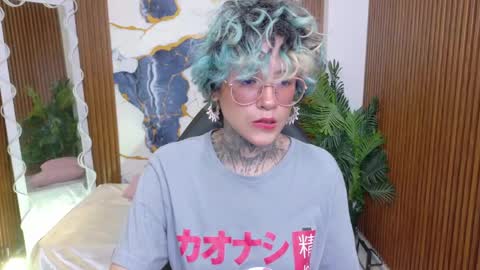 lyra_tay online show from June 2026 07:09:02 PM
