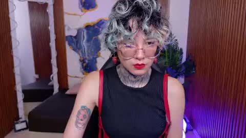 lyra_tay online show from July 2026 01:40:02 PM