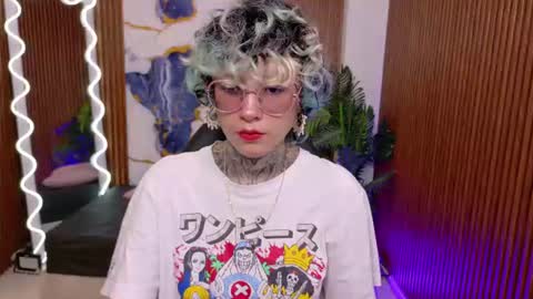 lyra_tay online show from July 2026 07:01:01 PM
