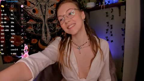 Snapshot of lyra_thenymph chatting on November 2025 12:09:01 AM Lyra online show from November 2025 12:09:01 AM