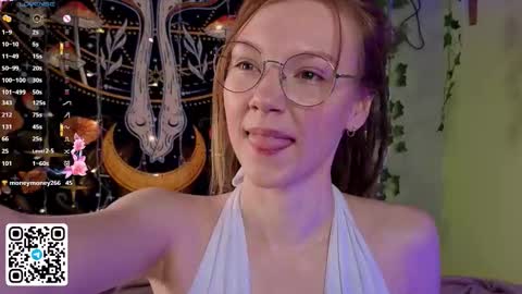 Snapshot of lyra_thenymph chatting on November 2025 12:10:02 AM Lyra online show from November 2025 12:10:02 AM