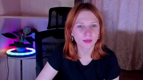 Snapshot of lyssan_xo chatting on November 2025 10:37:01 AM lyssan_xo online show from November 2025 10:37:01 AM