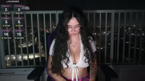 Snapshot of lyz_guzman chatting on June 2026 10:41:02 PM lyz_guzman online show from June 2026 10:41:02 PM