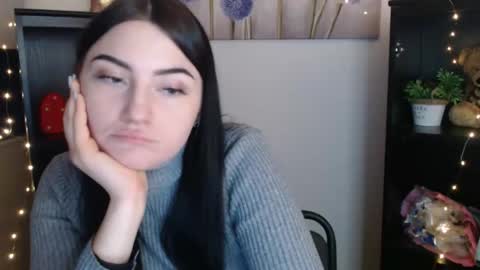 Snapshot of m_i_k_i_ chatting on January 2026 02:21:01 PM m_i_k_i_ online show from January 2026 02:21:01 PM