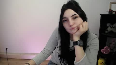 Snapshot of m_i_k_i_ chatting on February 2026 12:24:01 PM m_i_k_i_ online show from February 2026 12:24:01 PM