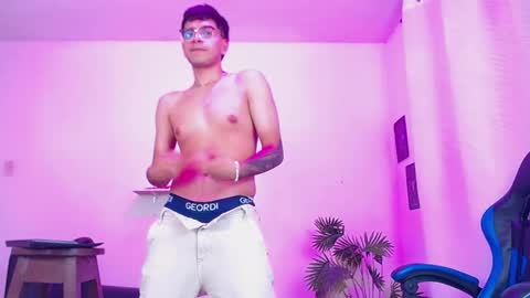 Max online show from April 2026 05:08:02 PM