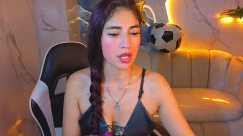 Mabell online show from June 2026 02:43:02 AM