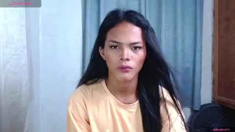 Snapshot of mabuhay_lola chatting on May 2026 01:22:01 AM Divina online show from May 2026 01:22:01 AM