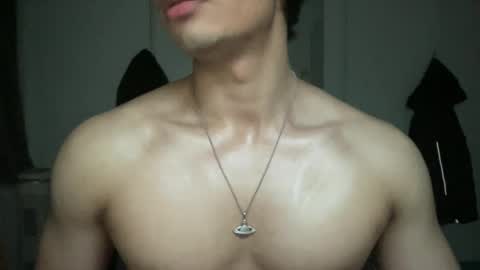 Maccain online show from February 2025 10:52:02 PM