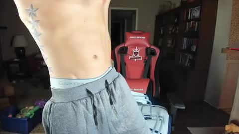 Snapshot of machinecumkelly69 chatting on January 2025 02:18:01 AM machinecumkelly69 online show from January 2025 02:18:01 AM