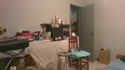Snapshot of machoalex chatting on April 2026 01:41:02 PM MACHOLIVRE online show from April 2026 01:41:02 PM