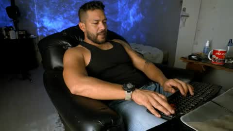 Snapshot of machohandsome chatting on June 2026 08:38:02 AM Javier papichulo master how do you want online show from June 2026 08:38:02 AM