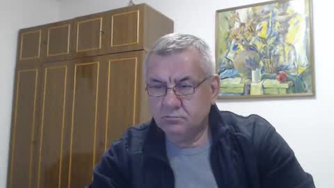 Macho online show from October 2025 03:52:01 PM