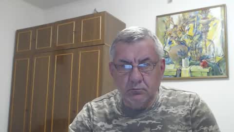 Snapshot of machomale3 chatting on April 2026 06:43:02 PM Macho online show from April 2026 06:43:02 PM