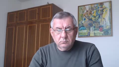 Snapshot of machomale3 chatting on May 2026 04:22:01 PM Macho online show from May 2026 04:22:01 PM