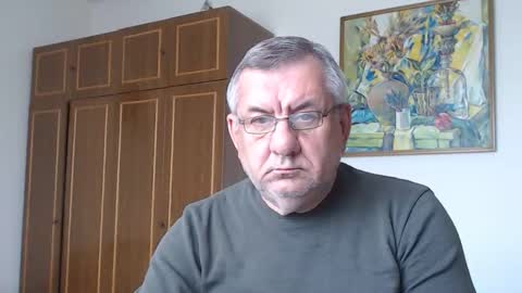 Snapshot of machomale3 chatting on May 2026 01:27:01 PM Macho online show from May 2026 01:27:01 PM