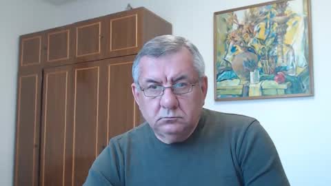 Snapshot of machomale3 chatting on May 2026 04:37:01 PM Macho online show from May 2026 04:37:01 PM