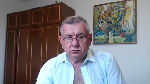 Snapshot of machomale3 chatting on June 2026 01:44:02 PM Macho online show from June 2026 01:44:02 PM