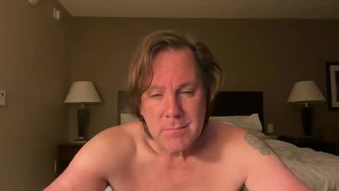 xStraightEdgex online show from September 2025 02:04:01 AM