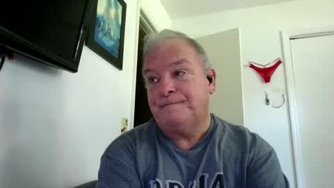 mackdocc001 online show from October 2025 05:57:02 PM