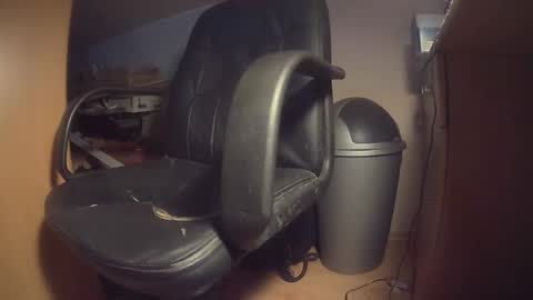 Makan online show from December 2025 07:40:02 PM