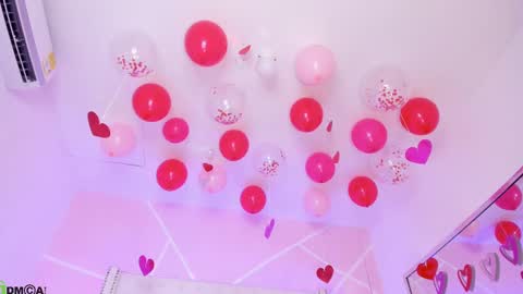 Mackenzie online show from February 2025 04:58:01 AM