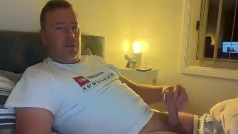 macmac818181 online show from December 2025 03:31:01 PM