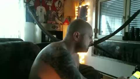 Snapshot of mad_dem0n chatting on January 2025 02:46:01 PM Manuel online show from January 2025 02:46:01 PM