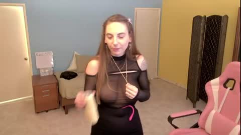 Madam Edgewood online show from July 2026 10:23:02 PM