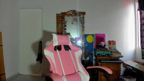 Snapshot of madam_sativa chatting on March 2025 12:22:01 PM di online show from March 2025 12:22:01 PM