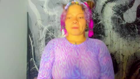 Snapshot of madam_sativa chatting on October 2025 10:07:01 PM di online show from October 2025 10:07:01 PM