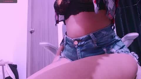 alex online show from February 2025 01:57:01 AM