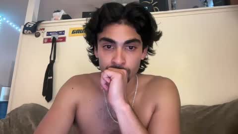 Snapshot of maddaewg101 chatting on February 2025 07:44:01 AM maddaewg101 online show from February 2025 07:44:01 AM