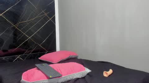 maddie 09 online show from February 2025 03:20:02 PM