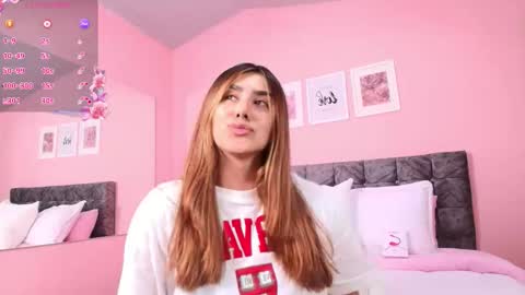 Maddie online show from December 2025 09:00:01 PM