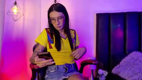 Maddie Ray online show from June 2026 05:35:01 AM