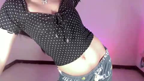 Snapshot of maddiejackson chatting on January 2025 11:23:02 AM Im ZY DONT FORGET TO FOLLOW ME - online show from January 2025 11:23:02 AM