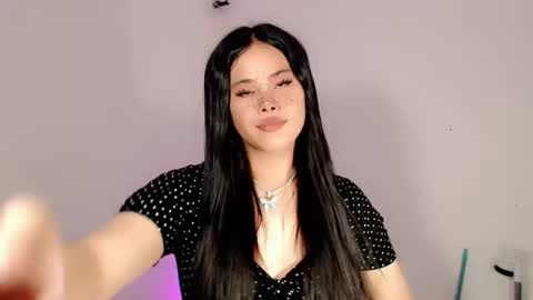 Snapshot of maddiejackson chatting on February 2025 04:54:02 PM Im ZY DONT FORGET TO FOLLOW ME - online show from February 2025 04:54:02 PM