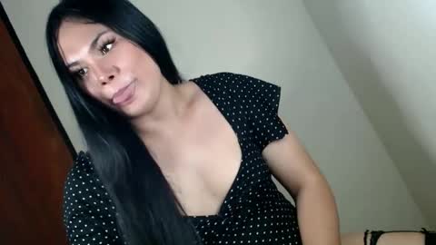 Im ZY DONT FORGET TO FOLLOW ME - online show from April 2026 10:08:02 PM