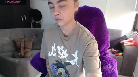 maddiie and clyde online show from March 2026 01:11:02 PM