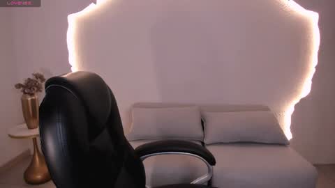 Maddison online show from June 2026 07:57:02 PM