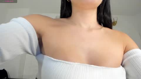 Maddison online show from June 2026 07:15:01 PM