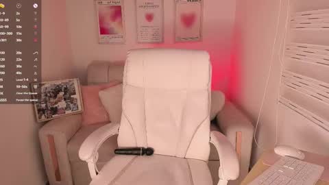 Maddy online show from October 2025 10:50:01 PM