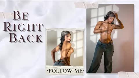 Maddy  online show from November 2025 07:23:02 PM