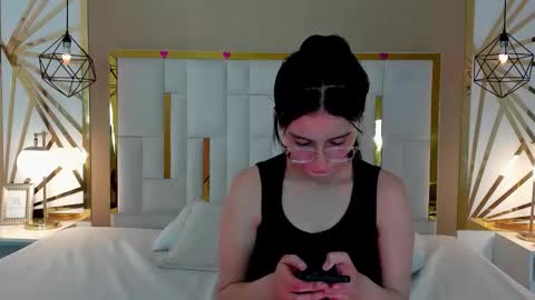 Maddy  online show from October 2025 11:49:01 PM