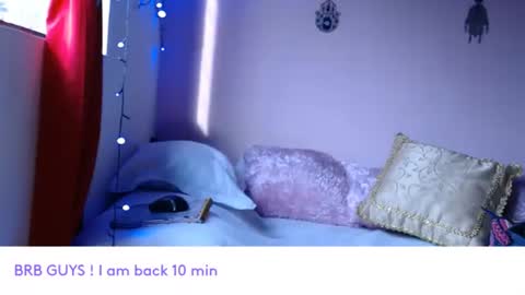 Maddy  online show from February 2025 12:09:02 PM