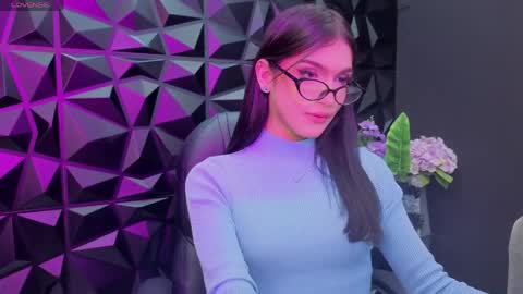 Snapshot of maddycooper_ chatting on April 2026 03:48:02 PM Maddy online show from April 2026 03:48:02 PM
