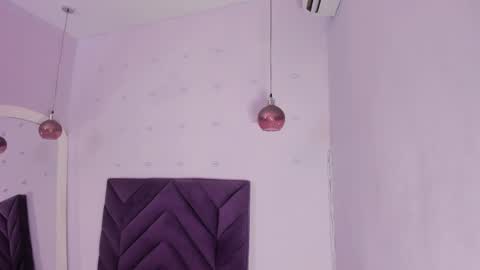 maddyjohnsonn online show from September 2025 03:22:01 AM